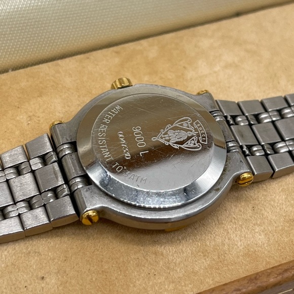 “New” Vintage Gucci Women’s Watch - Picture 8 of 9